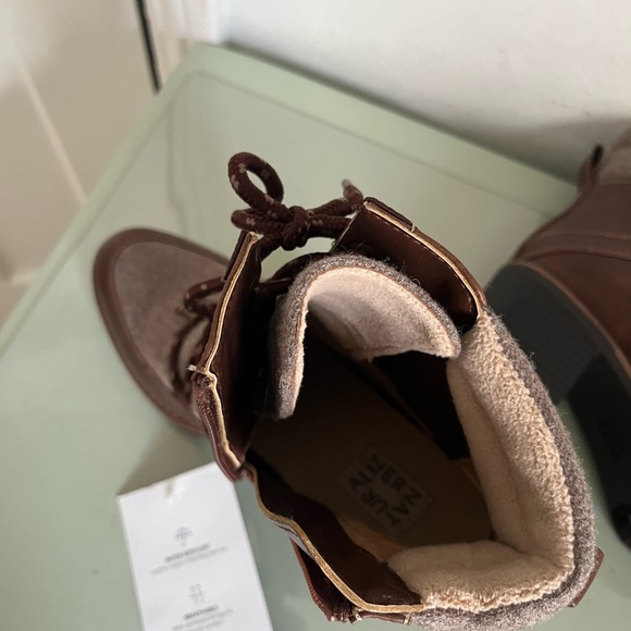 Brown Naturalizer water repellent, manmade leather boots. Size 8, NWT, no box - Picture 5 of 8